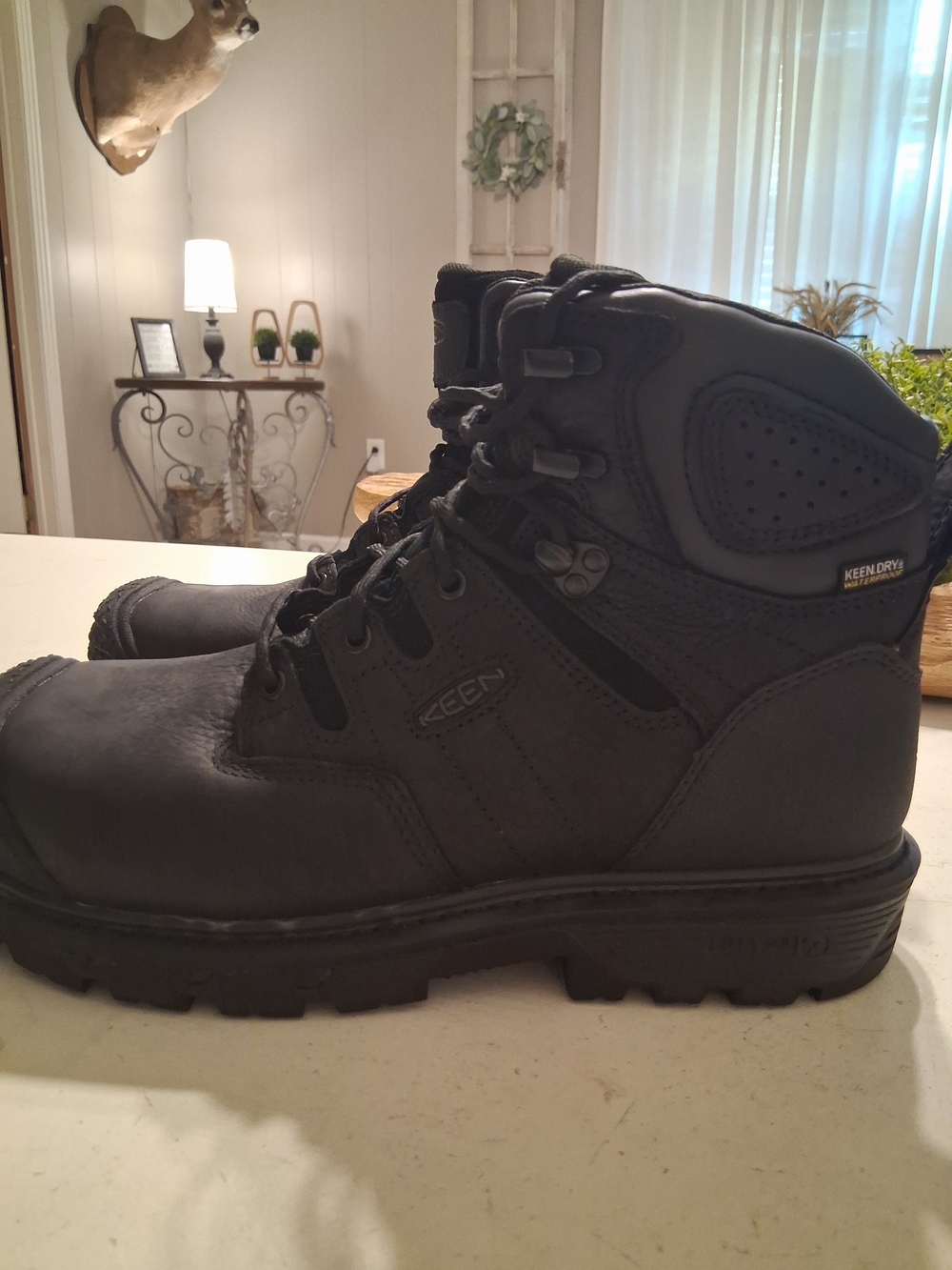 KEEN Utility Camden 6" Waterproof Work Boot Size 10.5 EE